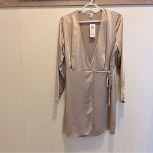 NWT Hey Babe Satin Dusty Pink Wrap Dress Size Medium